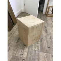 Holzblock, Holzdeko, Sitzhocker, Säule, Beistelltisch, Lärche, 45x29x29cm